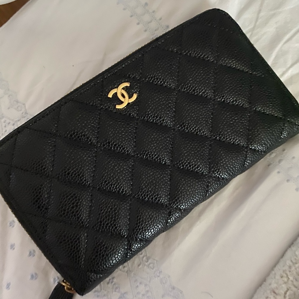 Beautiful wallet for SALE